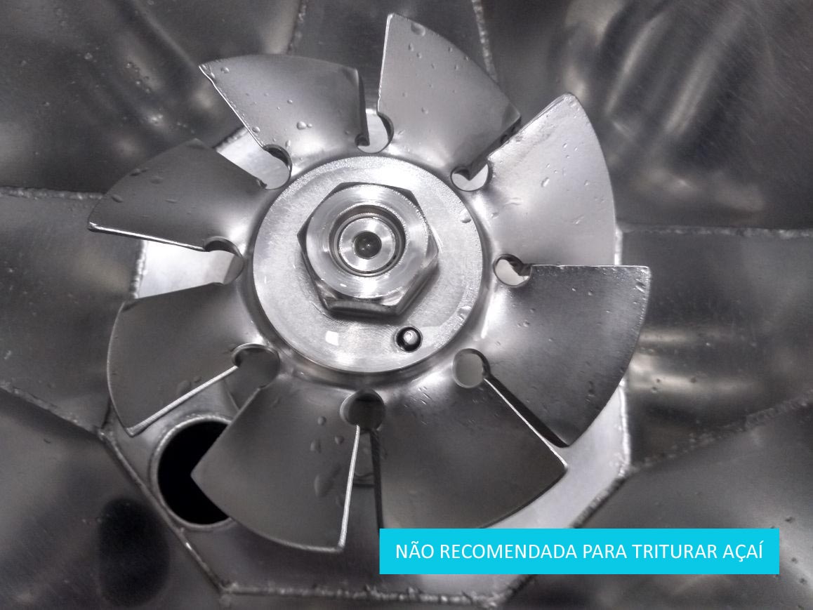 Helice-nao-recomenda-triturar-acai