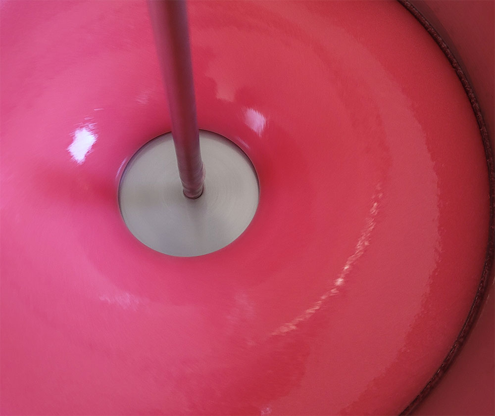 Batedor de cosméticos e loções