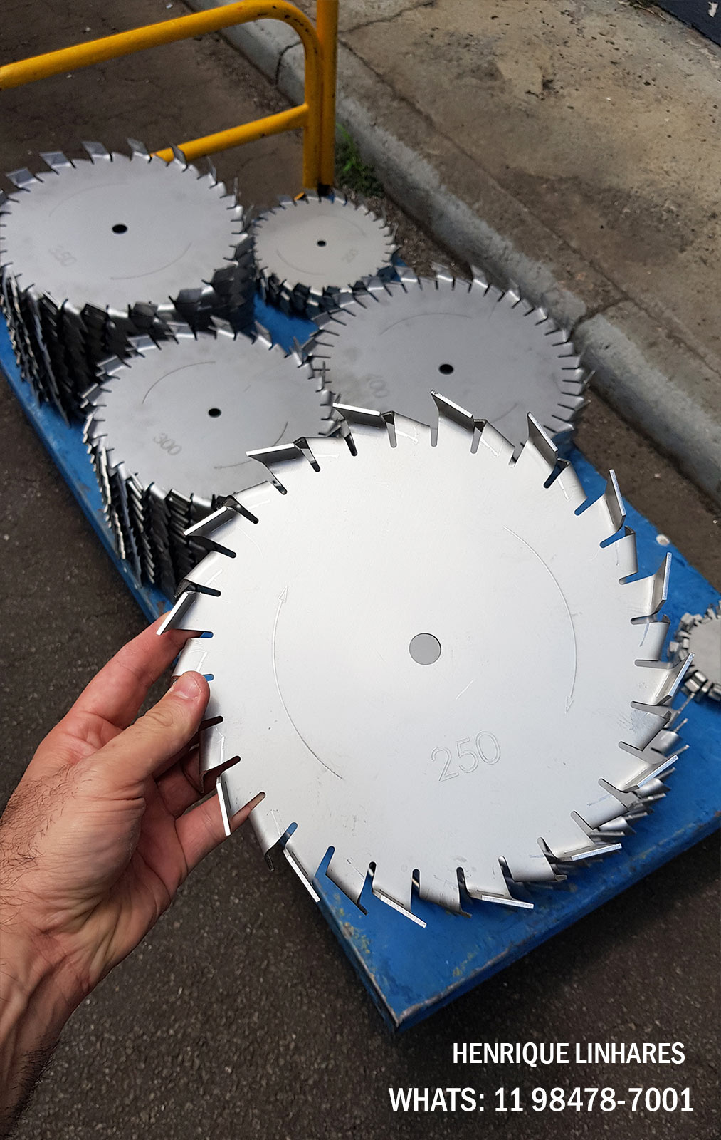 Fabricamos 51 agitadores para líquidos em tanques de 500 litros. Agitador industrial para líquidos em aço inox